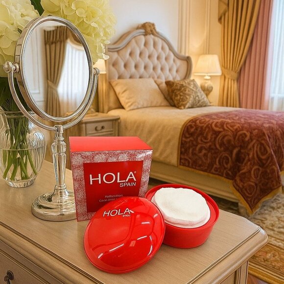 Hola Spain Petal Perfumed Dusting Powder Large 4oz Hard Tub with Dusting Puff - Picture 3 of 15
